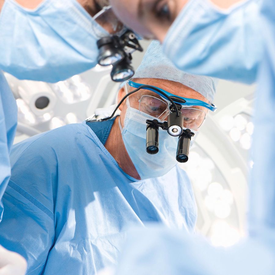 Bandscheibenprothese: Alles zur OP - Die Techniker